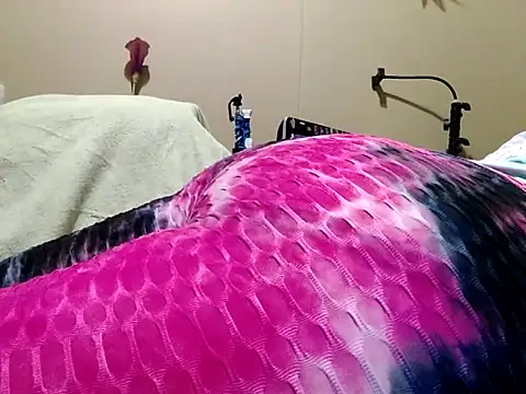 Snapshot of missthickness35_Pika chatting on 13, 9, 2025 missthickness35 Pika online show from 13, 9, 2025