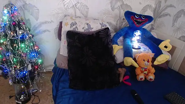 Snapshot of CamDiva113 chatting on 4, 1, 2025 CamDiva113 online show from 4, 1, 2025