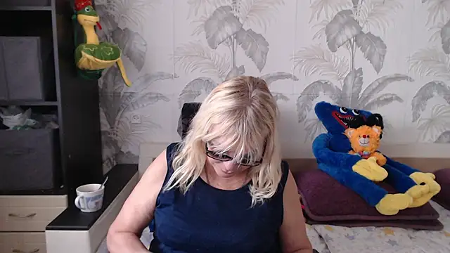 Snapshot of CamDiva113 chatting on 20, 3, 2025 CamDiva113 online show from 20, 3, 2025