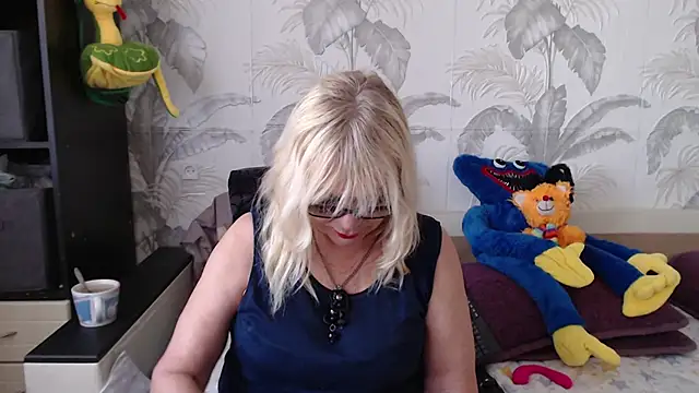 Snapshot of CamDiva113 chatting on 20, 3, 2025 CamDiva113 online show from 20, 3, 2025
