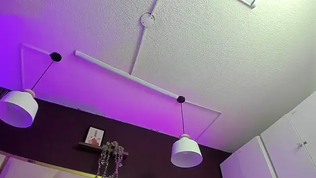 April bowie online show from 17, 10, 2025