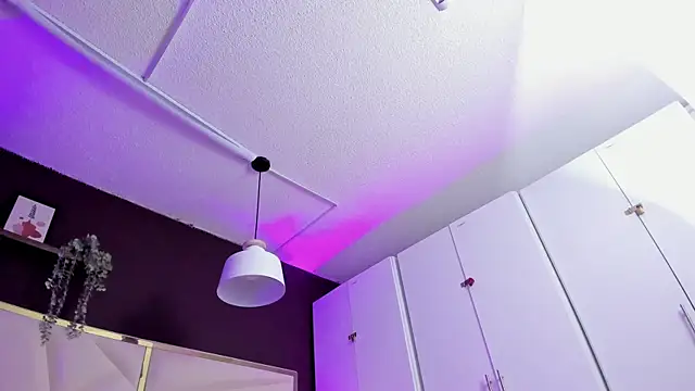 April bowie online show from 20, 2, 2026