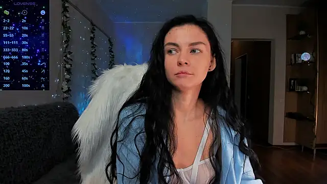 -danae- online show from 10, 12, 2024