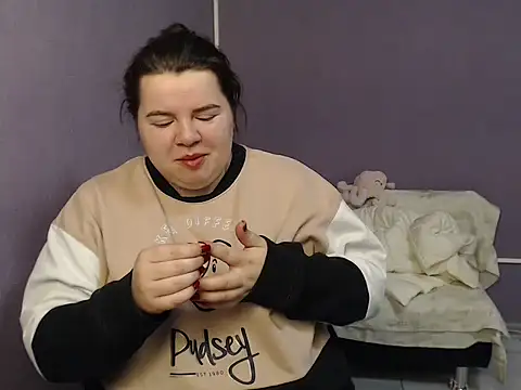 so shy online show from 18, 10, 2025