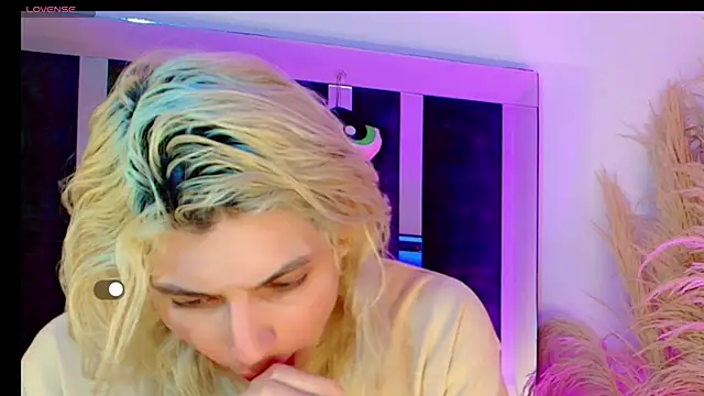 honey skin online show from 19, 4, 2026