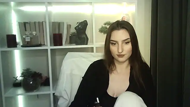 X Alisa online show from 10, 11, 2025