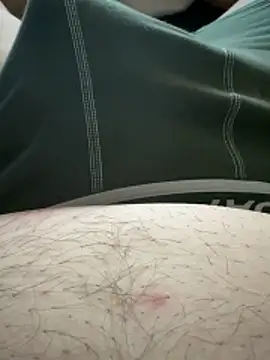 Snapshot of henes188 chatting on 2, 11, 2025 henes188 online show from 2, 11, 2025