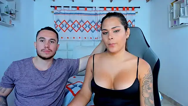 Snapshot of xxx_sweet_couple_ chatting on 4, 12, 2024 xxx sweet couple online show from 4, 12, 2024
