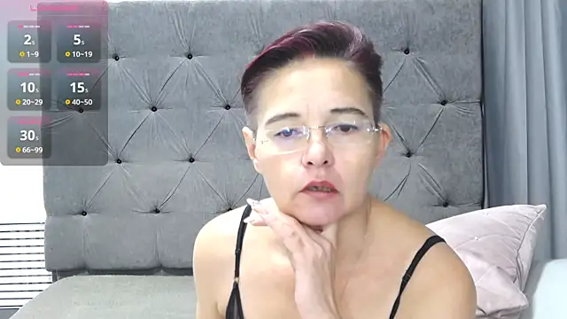 StaceyDarling online show from 20, 11, 2025