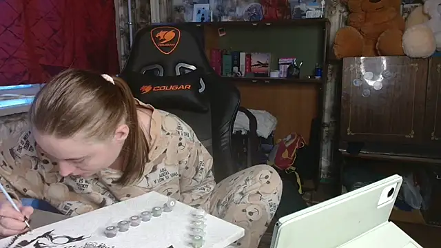 ElenaMaeer online show from 5, 12, 2024