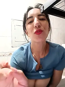 christine-x online show from 22, 4, 2026