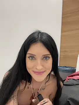 Snapshot of Melissa_crazy chatting on 11, 12, 2024 Melissa crazy online show from 11, 12, 2024