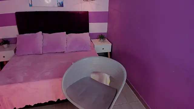 ScarletGV online show from 28, 1, 2025