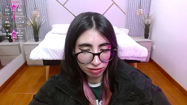 Snapshot of LenaRoses chatting on 12, 11, 2025 LenaRoses online show from 12, 11, 2025