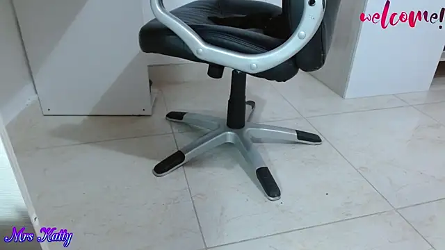 mrskatty online show from 14, 3, 2025