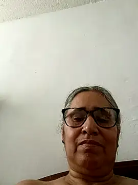 Snapshot of _candi chatting on 12, 4, 2026 candi online show from 12, 4, 2026