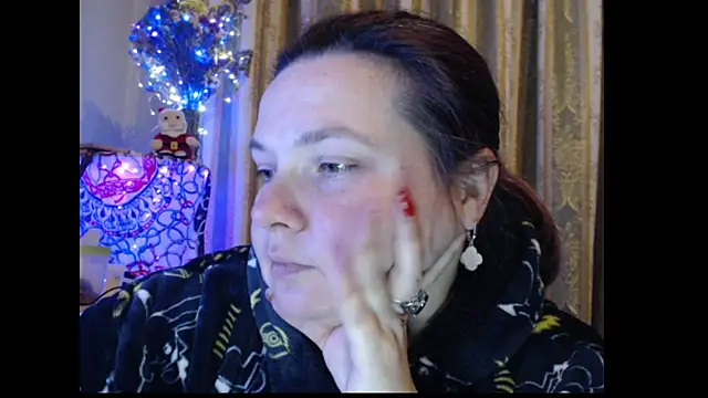 amorelara online show from 26, 10, 2025