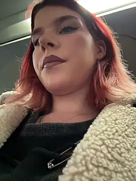 RiriRoseey online show from 2, 4, 2026