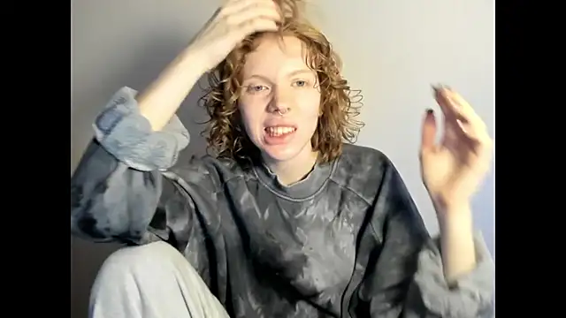 StellaDavis online show from 28, 11, 2025