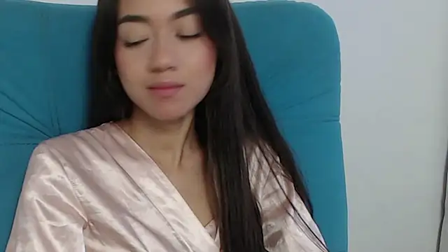 hantonella  online show from 2, 12, 2024