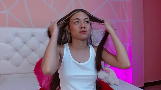 hantonella  online show from 12, 9, 2025