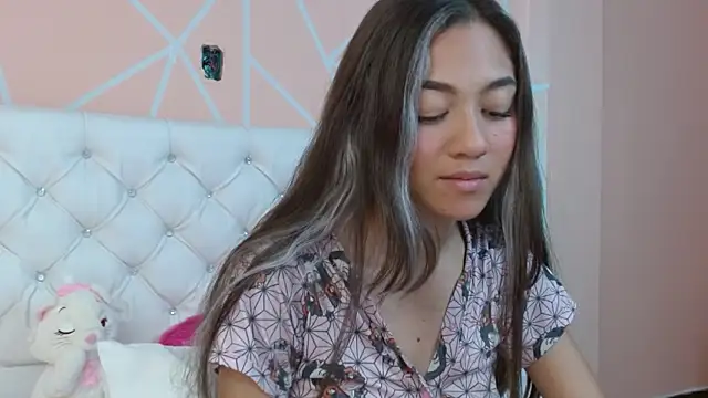 hantonella  online show from 25, 9, 2025