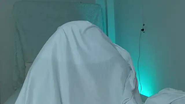 hantonella  online show from 24, 2, 2026