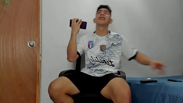 andrew rose  online show from 10, 3, 2026