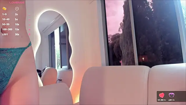 Megan-holly online show from 16, 9, 2025