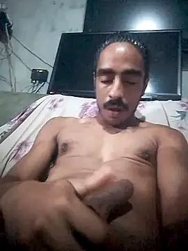 angelicosilva6 online show from 14, 2, 2025