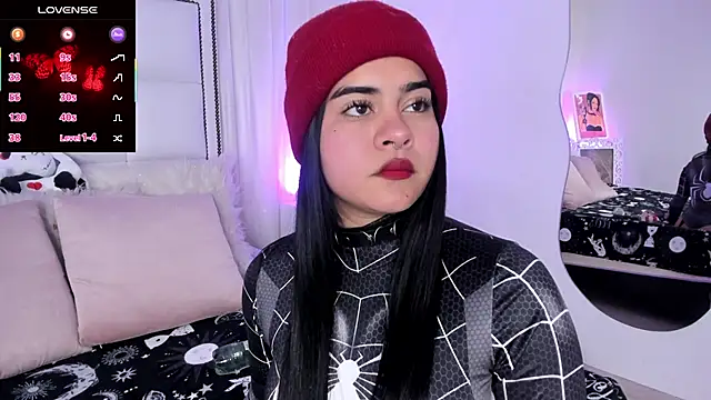 Snapshot of atena_hill chatting on 7, 3, 2025 atena hill online show from 7, 3, 2025