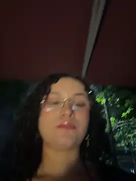 Electra doll  online show from 4, 12, 2025