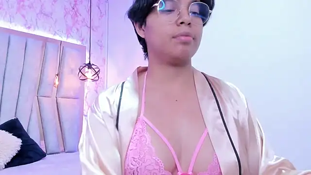 Snapshot of Emmapark_ chatting on 20, 3, 2025 Emmapark  online show from 20, 3, 2025