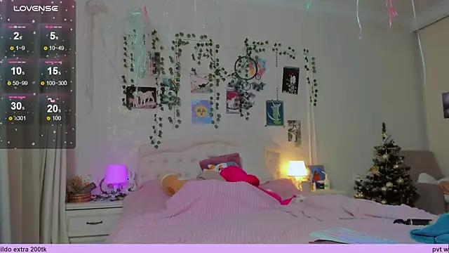 Neko kitsune1 online show from 13, 1, 2025