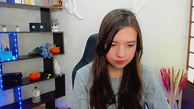 Lina Brownie online show from 21, 12, 2024