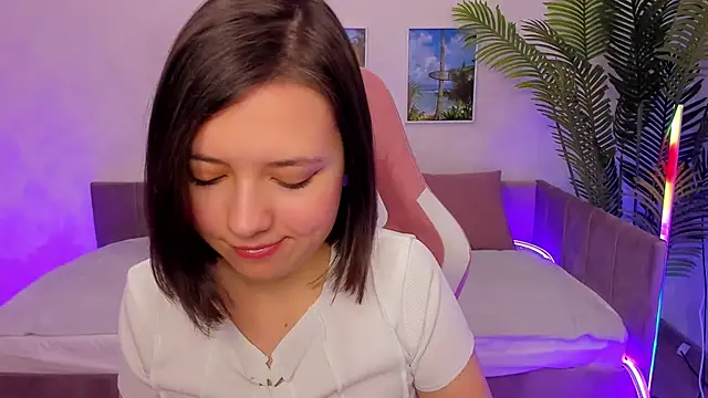 Lina Brownie online show from 22, 2, 2025