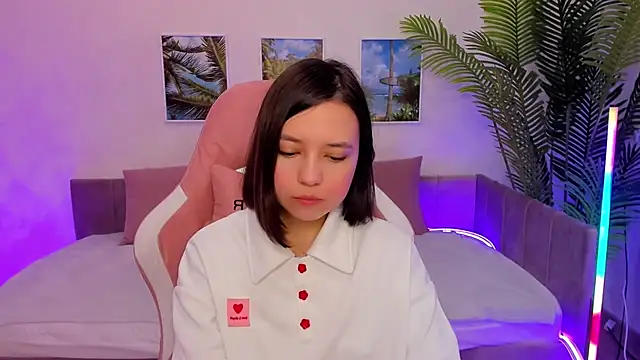 Lina Brownie online show from 23, 2, 2025