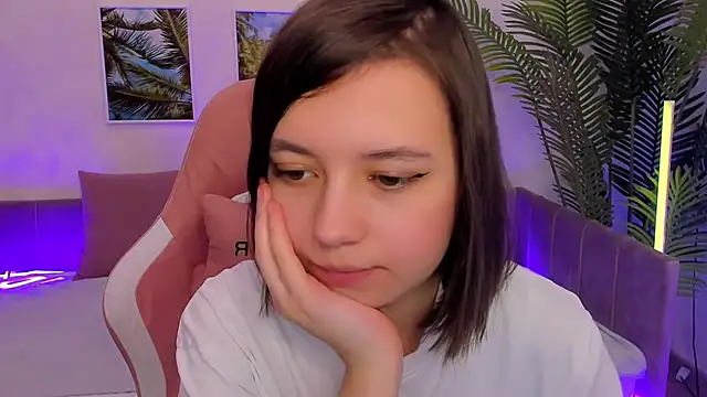 Lina Brownie online show from 14, 3, 2025