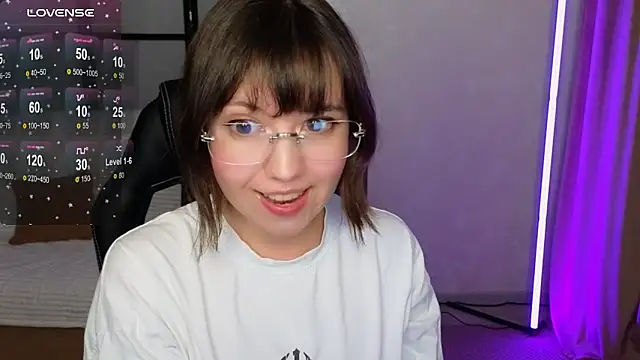 Lina Brownie online show from 27, 11, 2025