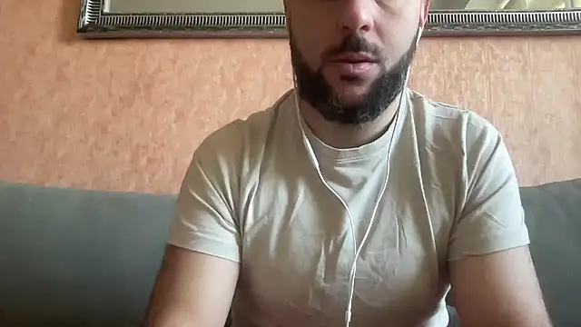 Snapshot of RedDante89 chatting on 5, 12, 2024 RedDante89 online show from 5, 12, 2024