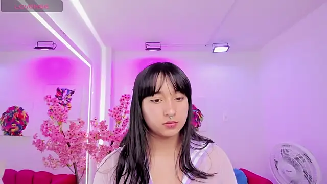 Miss dolly  online show from 13, 2, 2025