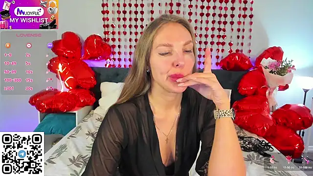 Snapshot of Kelly_Hardy chatting on 17, 2, 2025 Kelly Hardy online show from 17, 2, 2025