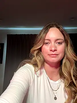 Sophie Raegan online show from 22, 12, 2025