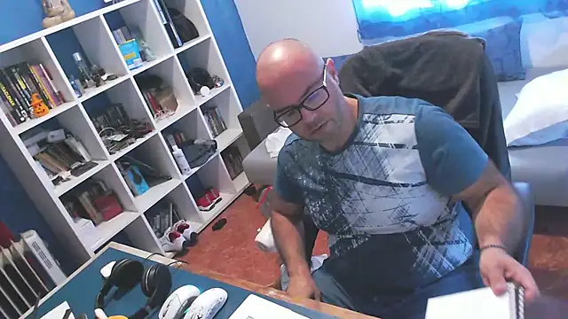 Snapshot of ravingr4d4 chatting on 9, 10, 2025 ravingr4d4 online show from 9, 10, 2025