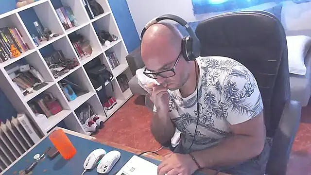 Snapshot of ravingr4d4 chatting on 10, 10, 2025 ravingr4d4 online show from 10, 10, 2025