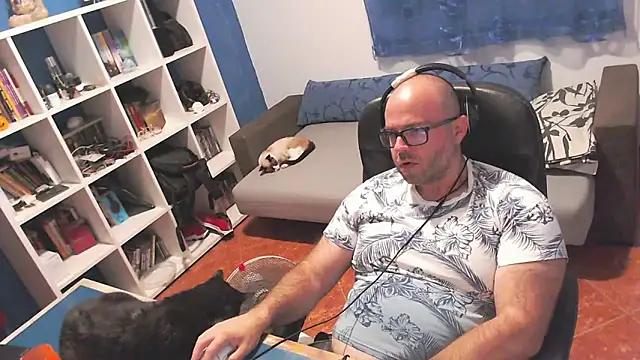 Snapshot of ravingr4d4 chatting on 11, 10, 2025 ravingr4d4 online show from 11, 10, 2025