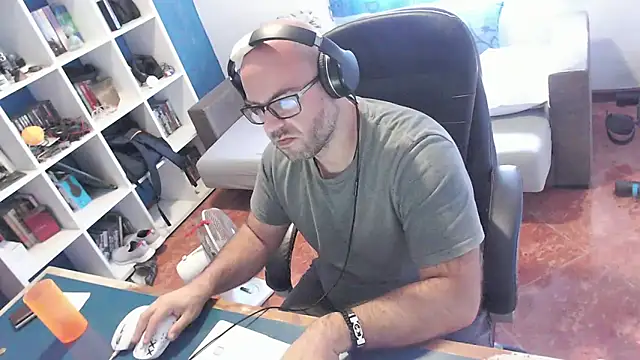 Snapshot of ravingr4d4 chatting on 14, 10, 2025 ravingr4d4 online show from 14, 10, 2025