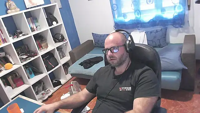 Snapshot of ravingr4d4 chatting on 21, 10, 2025 ravingr4d4 online show from 21, 10, 2025