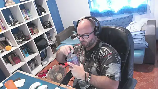 Snapshot of ravingr4d4 chatting on 22, 10, 2025 ravingr4d4 online show from 22, 10, 2025