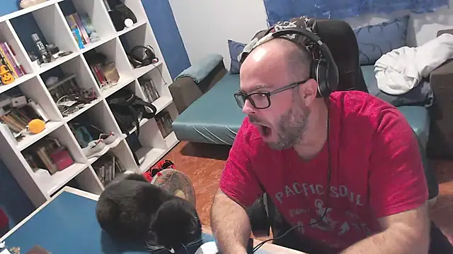 Snapshot of ravingr4d4 chatting on 23, 10, 2025 ravingr4d4 online show from 23, 10, 2025